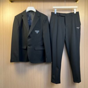 프라다 클래식 삼각로고 수트 세트