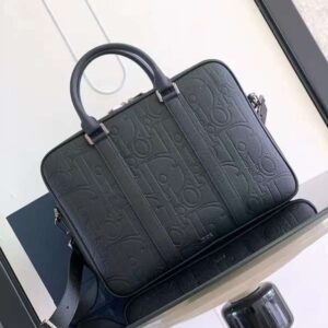 디올 25FW 불박 로고 서류