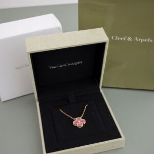 반클리프 아펠 [Van Cleef & Arpels] 반클리프 아펠 홀리데이 빈티지 알함브라 목걸이
