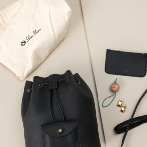 로로피아나 [LOLO PIANA] 수입프리미엄급 Extra Drawstring backpack L27 Calfskin