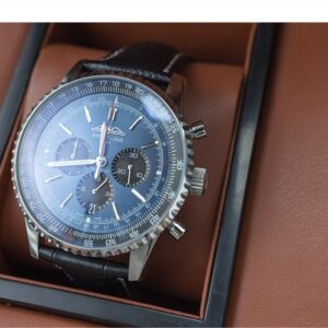 브라이틀링 [Breitling] 수입고급 네비타이머 B01 크로노그래프