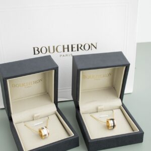 부쉐론 [Boucheron] 콰트로 클래식 펜던트 네크리스