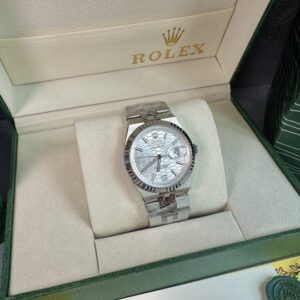 로렉스 랜드 드웰러 40mm 허니콤 화이트