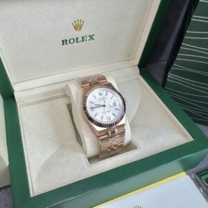 로렉스 랜드 드웰러 40mm 허니콤 에버로즈골드