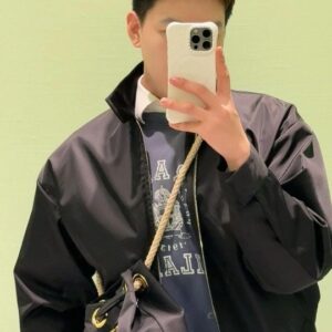 프라다 26 리나일론 백플레이트 블루종 자켓