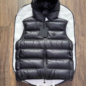 몽클레어 Panestrel 파네스트렐 다운 베스트